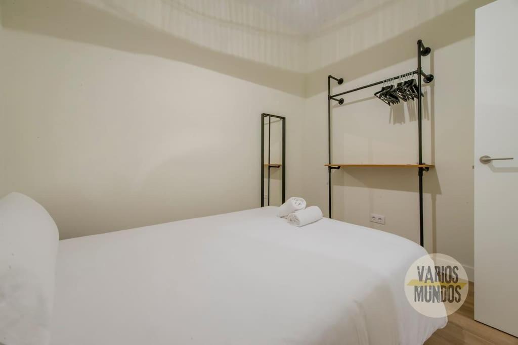 Cozy Y Centrico Apt Para 6Pax En Plaza Del Carmen E2 Madrid Exteriör bild
